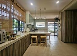 Sims Avenue East (D14), Detached #541925701